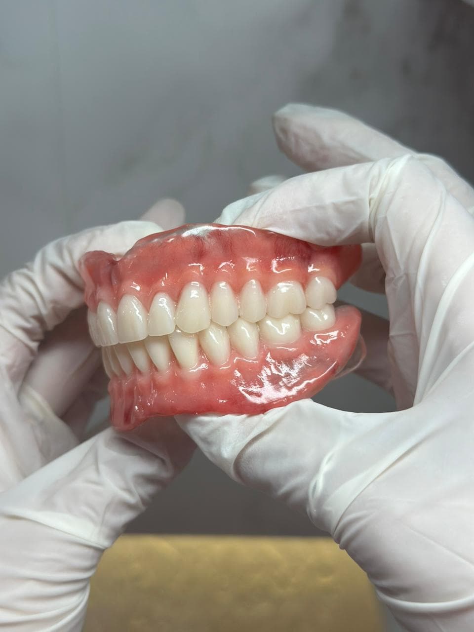 Próteses Totais Caracterizadas